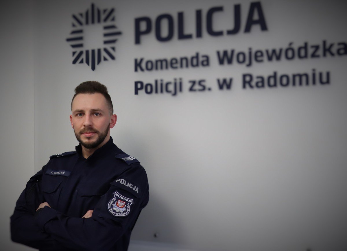 W czasie wolnym od służby zatrzymał dwóch złodziei sklepowych