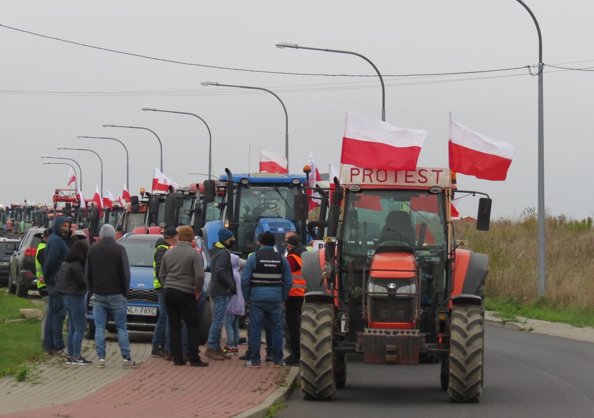 Blokady dróg w całej Polsce. Rolnicy zjednoczeni w proteście
