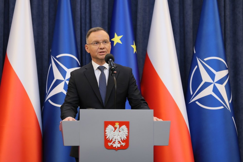 Prezydent o ułaskawieniu Kamińskiego i Wąsika: ułaskawię, żeby ich ratować