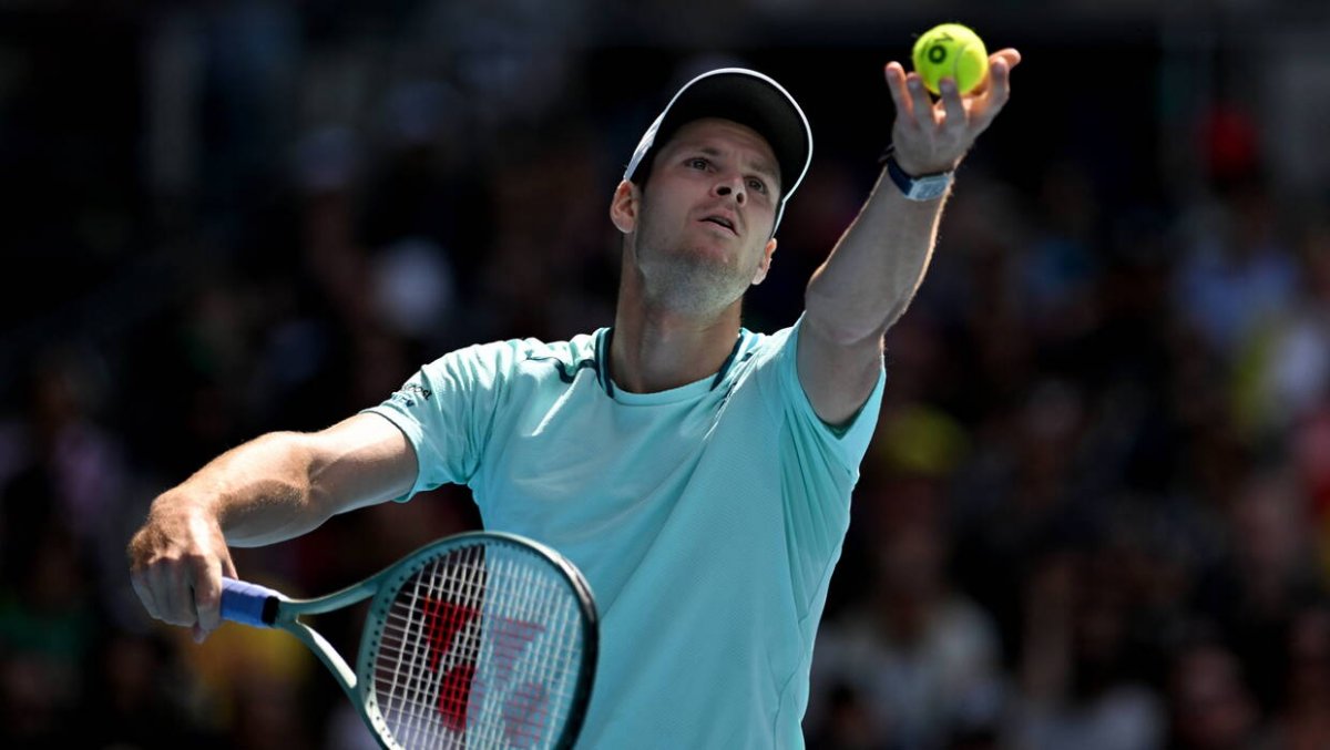 Hurkacz po raz pierwszy w ćwierćfinale w Melbourne