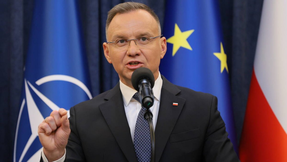 Prezydent: Sąd nakazał przymusowe dokarmianie Kamińskiego
