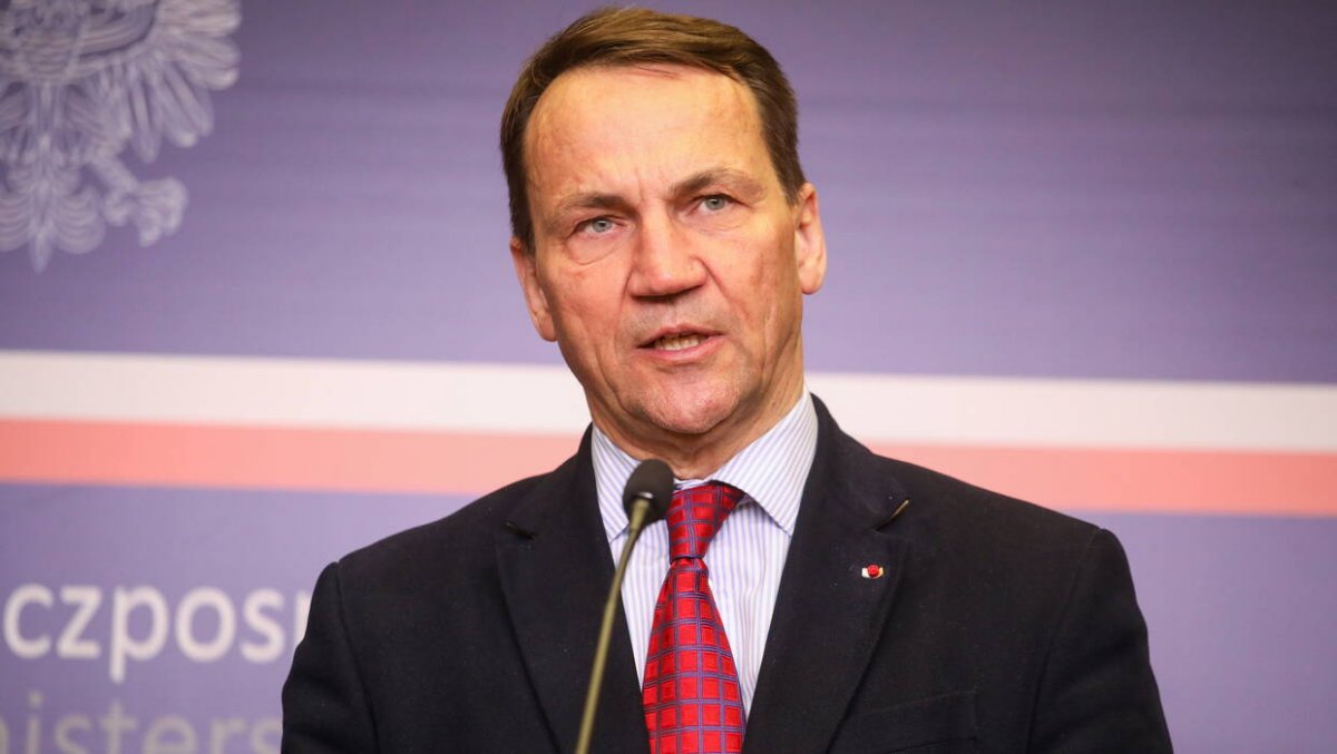 Sikorski spotkał się z sekretarzem NATO