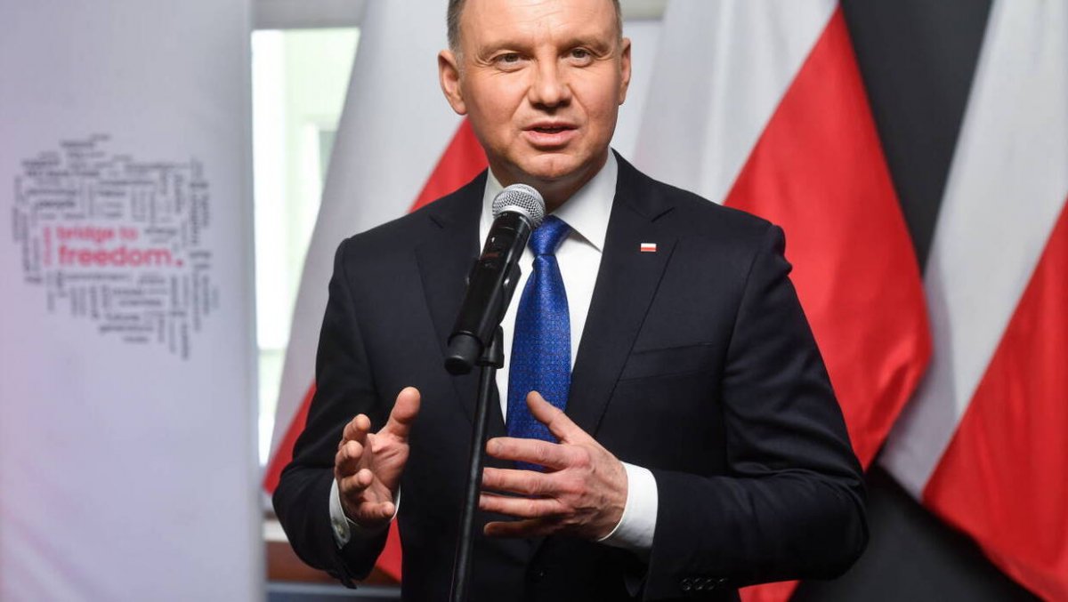 Prezydent w Davos: Kamiński i Wąsik są więźniami politycznymi