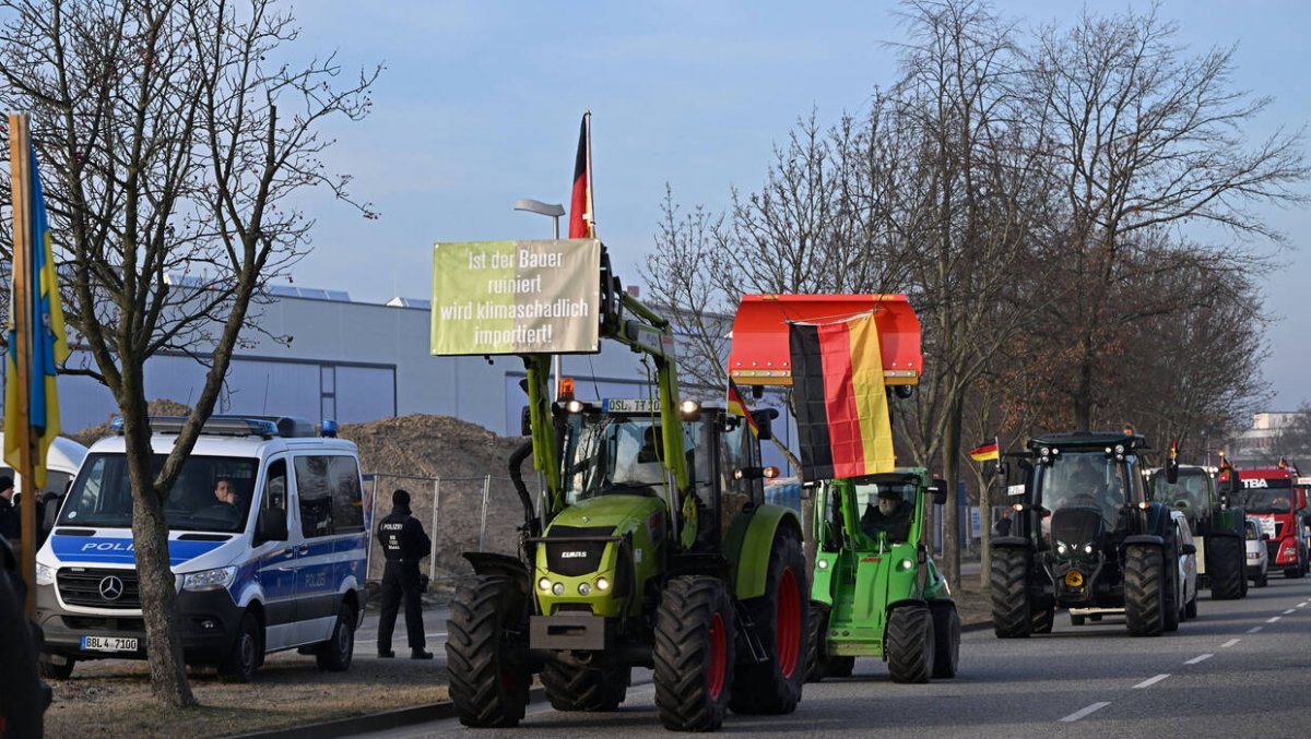 Tysiące rolników przyjechały do Berlina na demonstrację kończącą tydzień protestów