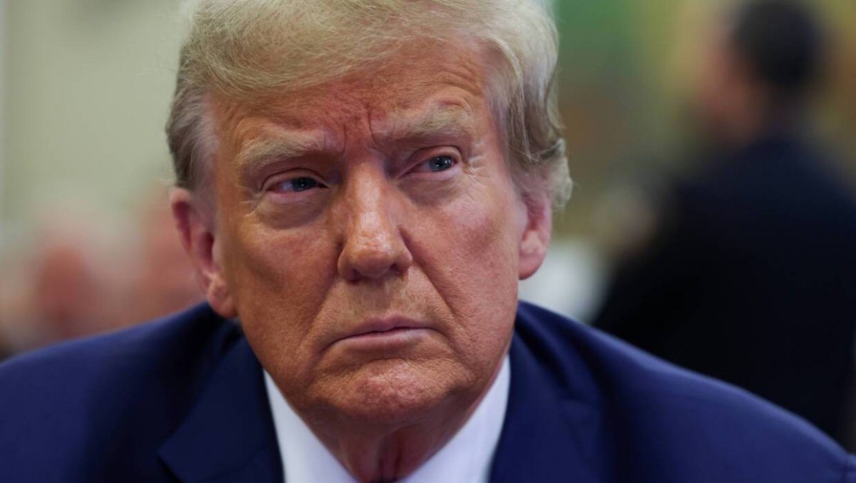 Tłumy i protesty na finiszu kampanii Trumpa. Padły słowa o III wojnie światowej 