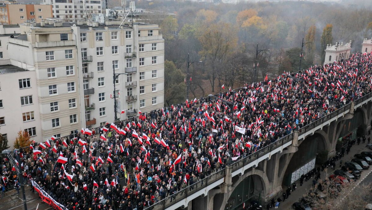 Wojewoda mazowiecki w ciągu najbliższych dni zdecyduje, czy będą się odbywać Marsze Niepodległości