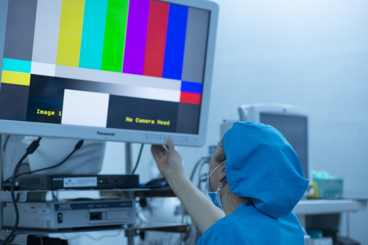 Szpital Bielański operuje wady serca u płodów
