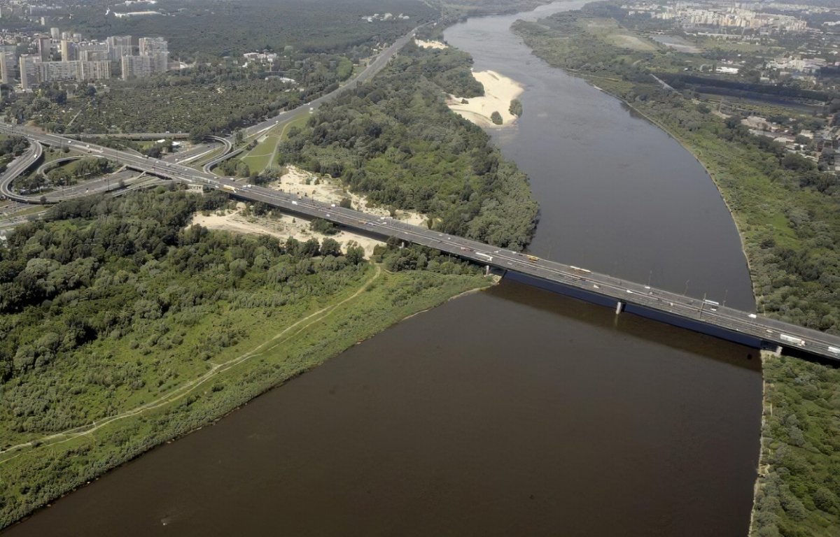 Zderzenie czterech samochodów na Moście Grota