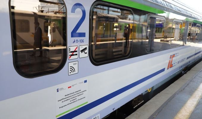 Ilu pasażerów w okresie świąteczno-noworocznym skorzystało z pociągów? Ta liczba zaskakuje