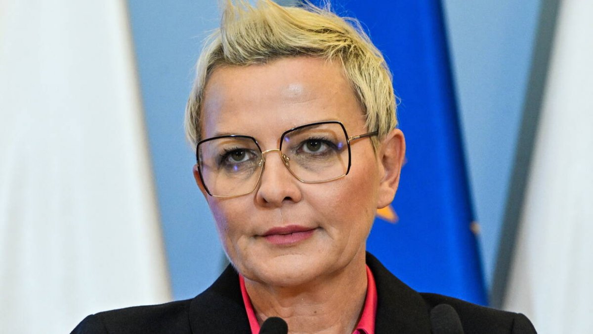 Minister klimatu: nieprzedłużenie ograniczenia cen energii dla MŚP może wpłynąć na ich płynność
