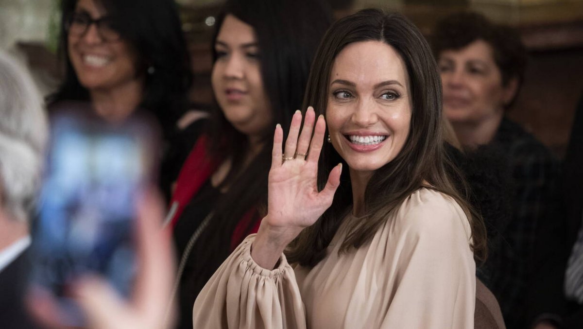 Wielka gwiazda Angelina Jolie rezygnuje z aktorstwa?