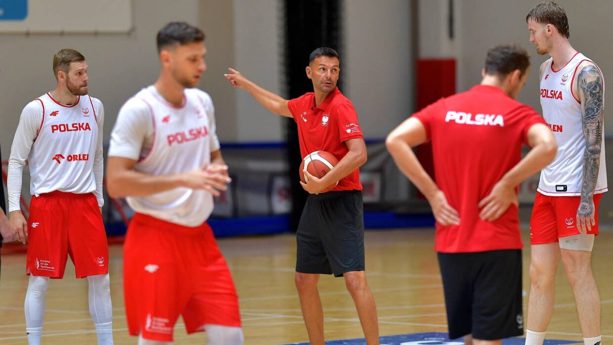 Polscy koszykarze o bilet na igrzyska zagrają w Walencji 