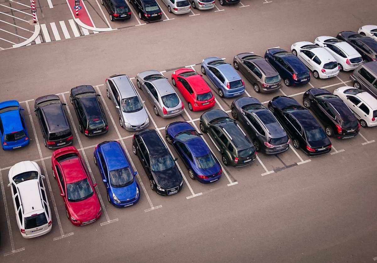Okradali kierowców śpiących na parkingach