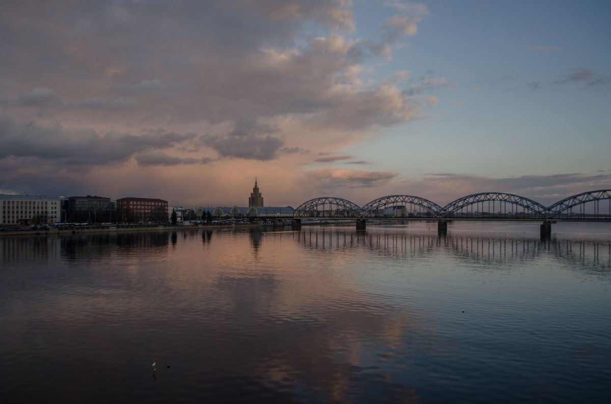 Radny Rygi: trzeba przygotować sieć schronów w stolicy