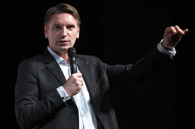 Sąd skazał Tomasza Lisa za nielegalną reklamę alkoholu