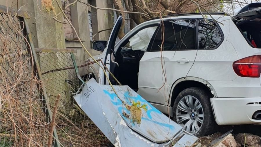 Śmiertelne potrącił 18-latka, który szedł z ojcem chodnikiem