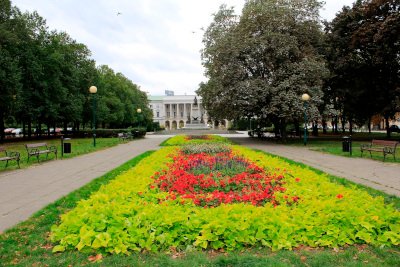 Konsultacje społeczne na temat placu Żelaznej Bramy