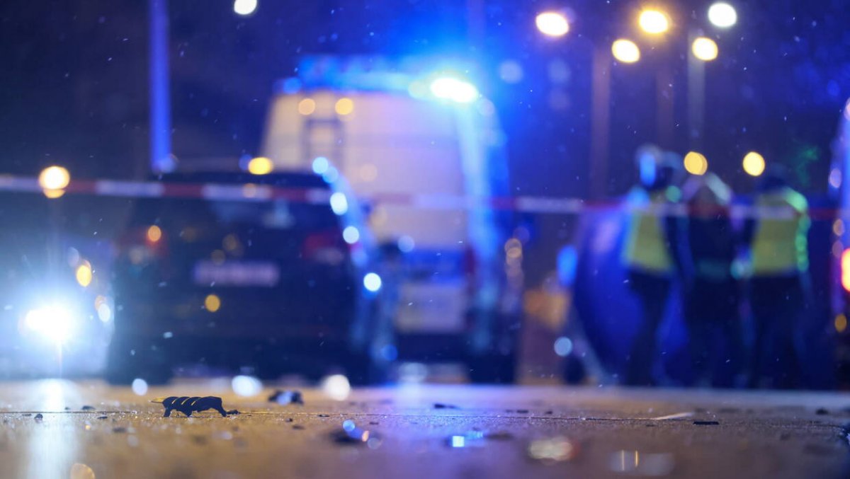 Tragedia w Górze Kalwarii. Wyskoczył z bloku, krwawił, krzyczał 