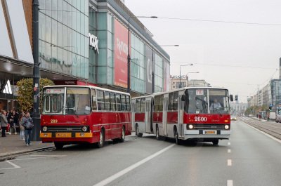 Dzień z zabytkowymi ikarusami - już w sobotę