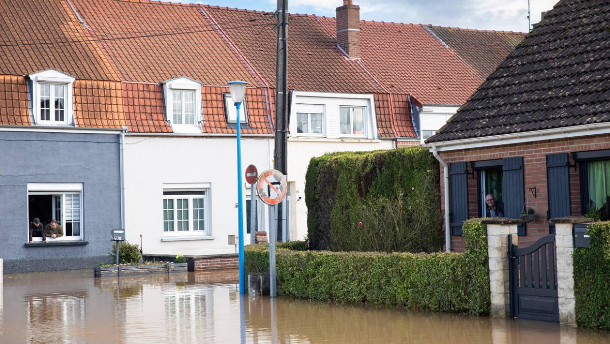 Zalane powodziami Pas-de-Calais oczekuje kolejnych opadów