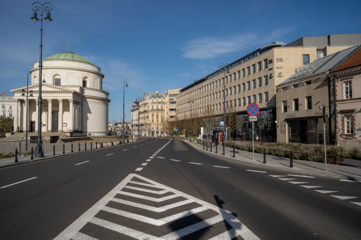 Plac Trzech Krzyży dobrze przebudowany?
