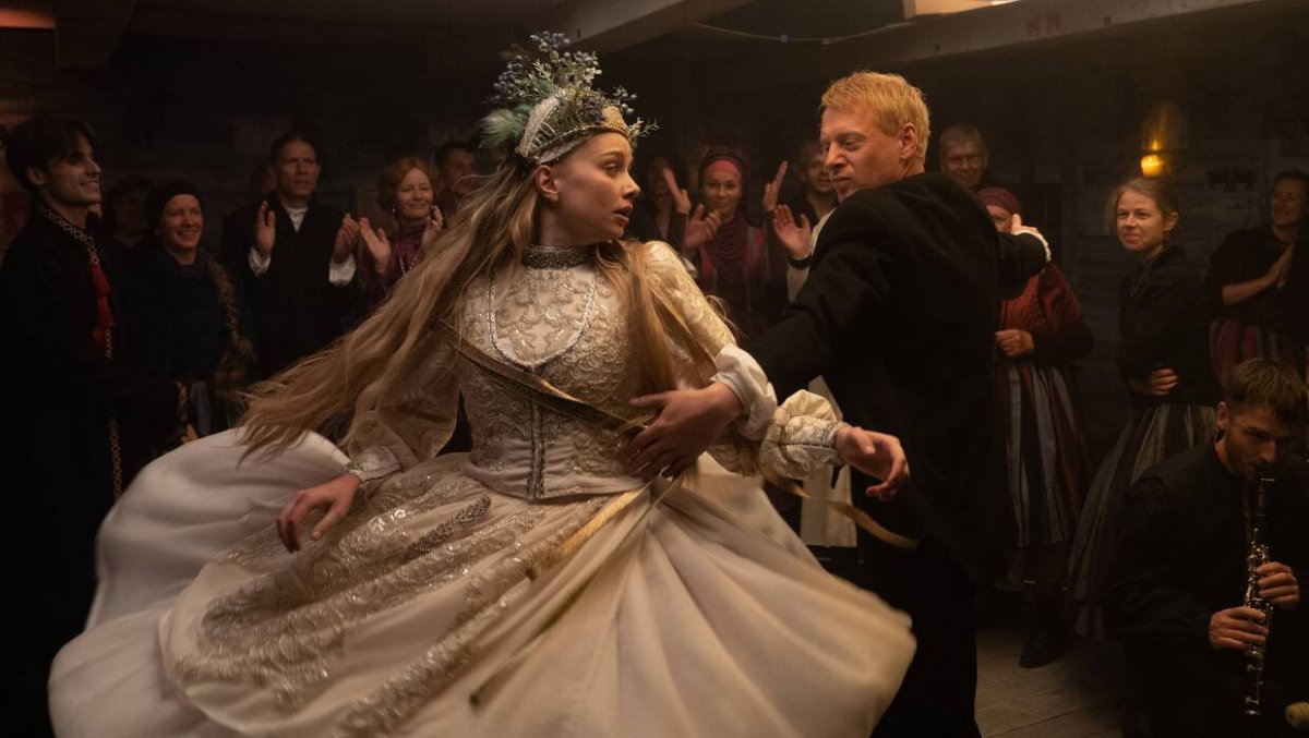 Unikalna akustyka radomskiego muzeum. Film „Chłopi” podbija serca widzów