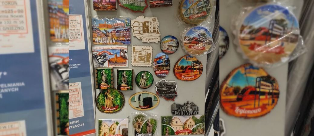 A gdyby tak wysłać znajomym i rodzinie pamiątkę z miejscowości, w której mieszkamy?