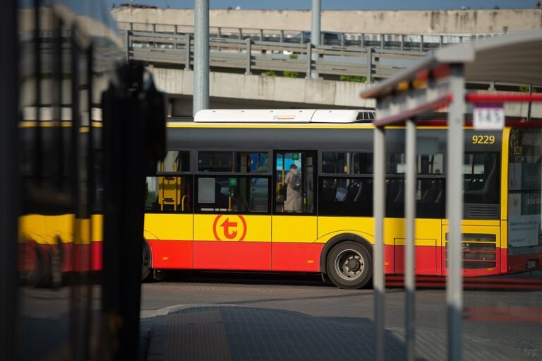 Wodociągowcy będą pracować na Służewcu, autobusy linii 165 pojadą objazdem