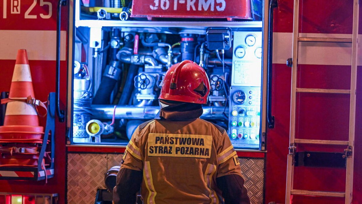 Dwie osoby zginęły w pożarze pustostanu w Starej Miłosnej 