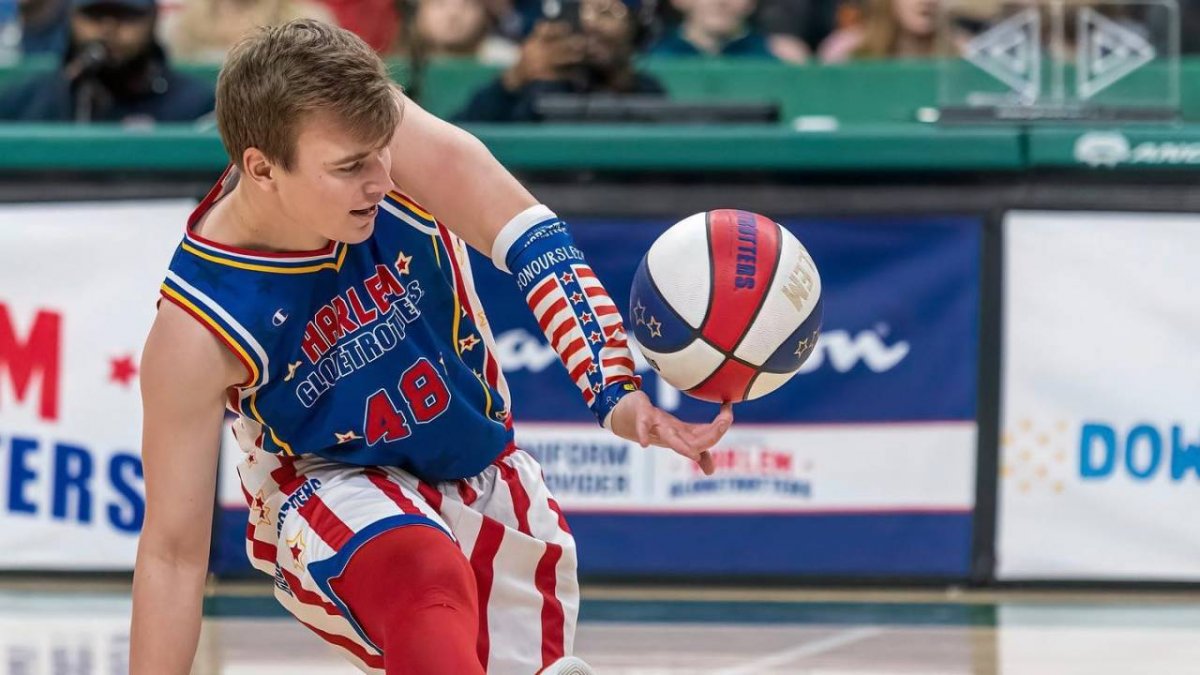 Tu liczą się przede wszystkim umiejętności koszykarskie. Pierwszy Polak w Harlem Globetrotters