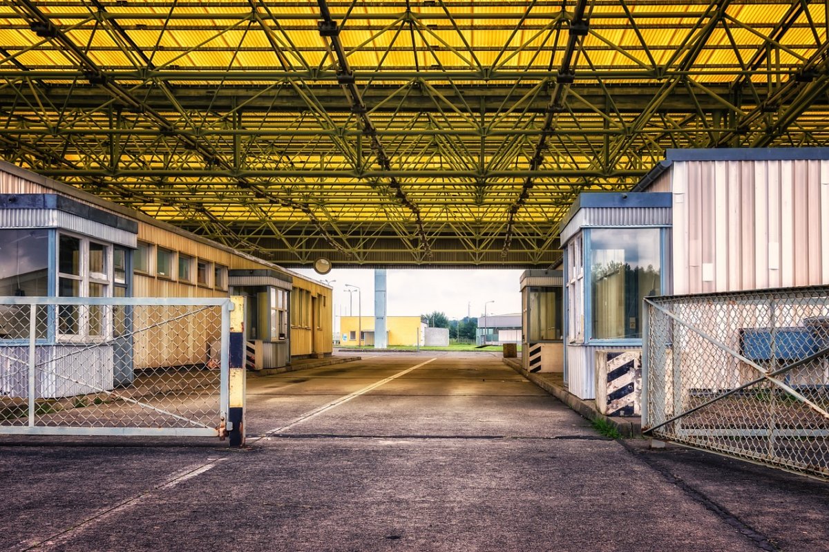 Od niedzieli zakaz wjazdu do Polski samochodów osobowych zarejestrowanych w Rosji