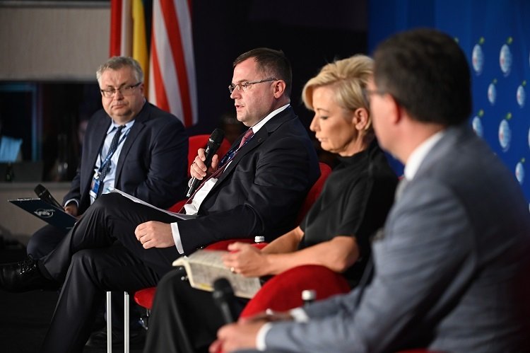 Banki udzieliły już blisko 6 tys. „Bezpiecznych kredytów 2 proc.”