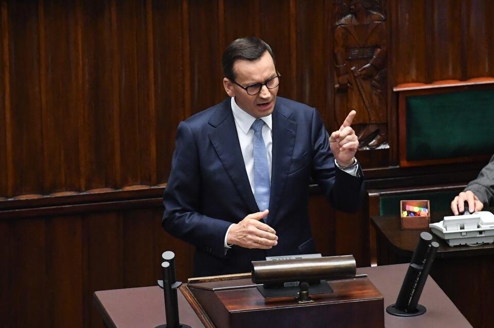 Najnowszy sondaż CBOS. Takich notowań nie było od dawna