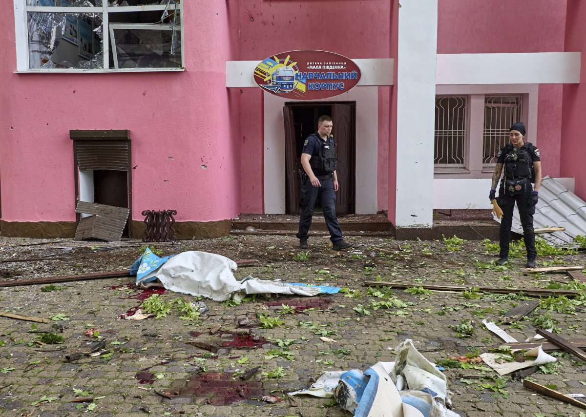 Rosja zaatakowała z użyciem 49 dronów; są zabici i ranni