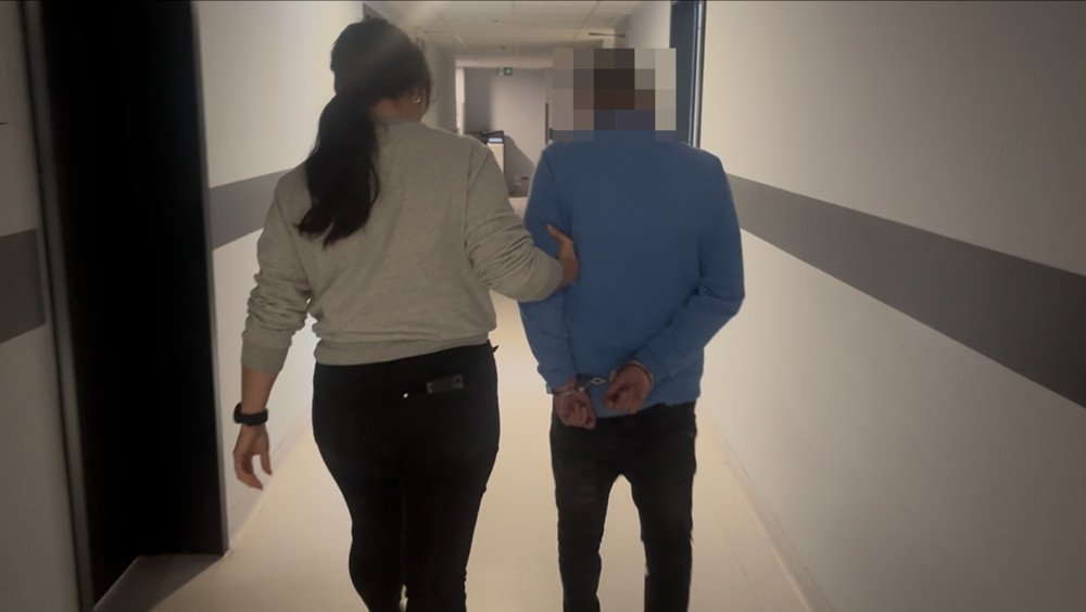 Zmanipulowali seniorkę, ale trafili za kratki – udaremnione oszustwo na Ursynowie