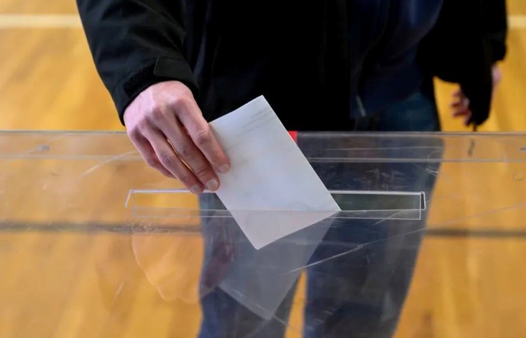 Polityczne zaskoczenie? Nie w Przysuskim. Nawrocki wygrywa zdecydowanie