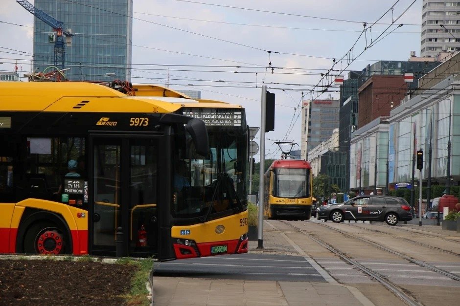 W niedzielę jedziesz za darmo – Warszawa stawia na frekwencję