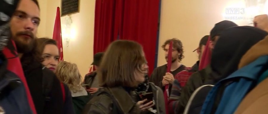 Marszałkowska 66 bez głosu mieszkańców. Straż Miejska w akcji