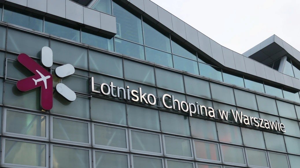 Eksplozja śmieciarki na lotnisku Chopina. Ujawniono poważne uchybienia