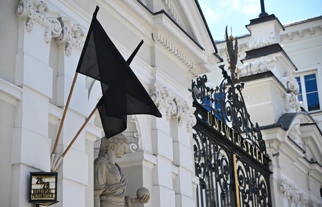 Premier występuje do prezydenta o odznaczenia po ataku na UW