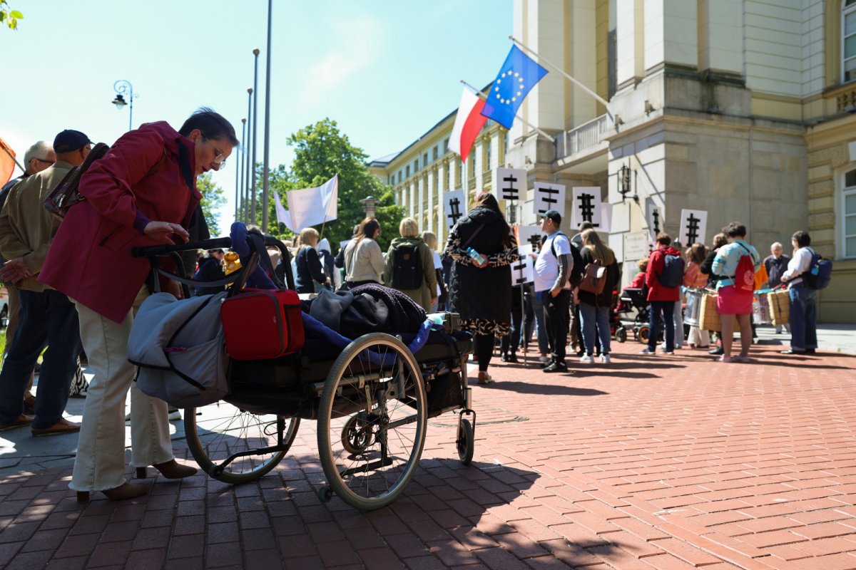 Niepełnosprawni mówią „dość!” – protest w Warszawie