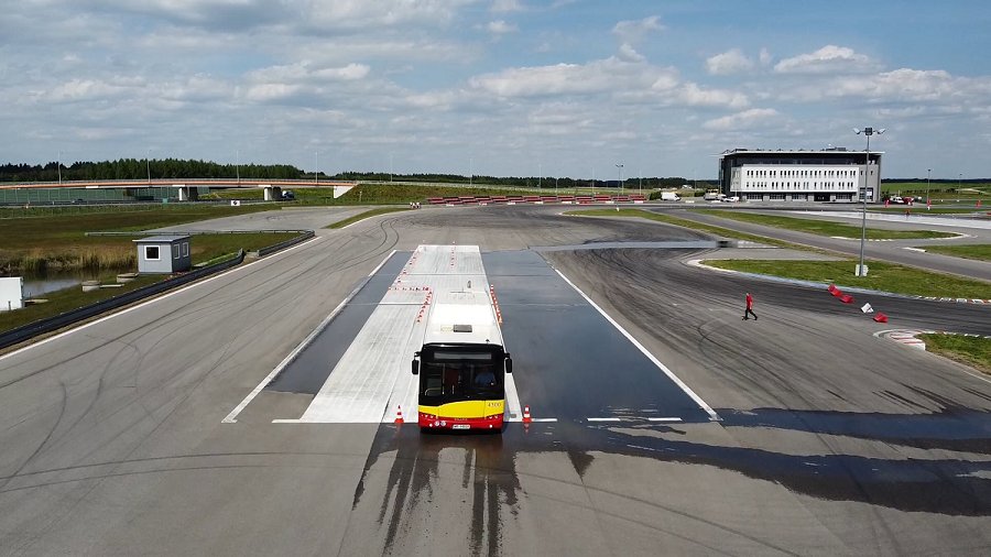 Autobusowi gladiatorzy wchodzą do gry!