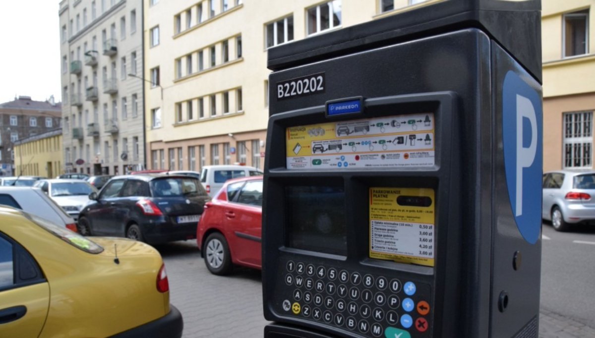 Kraków dostanie 240 używanych parkomatów z Warszawy