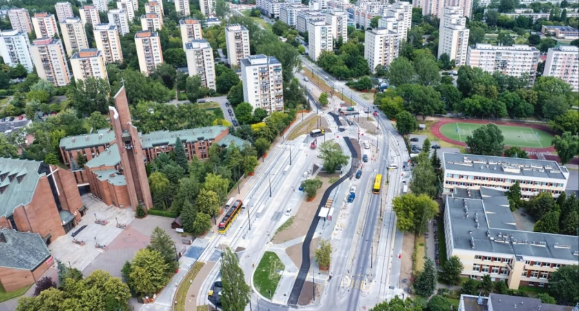 Od soboty tramwajem na Stegny! Rusza nowa linia 19 i zielone torowisko