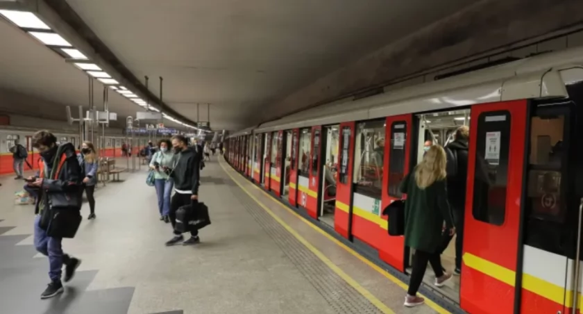 Racławicka znów zadymiona. Co tli się pod ziemią?