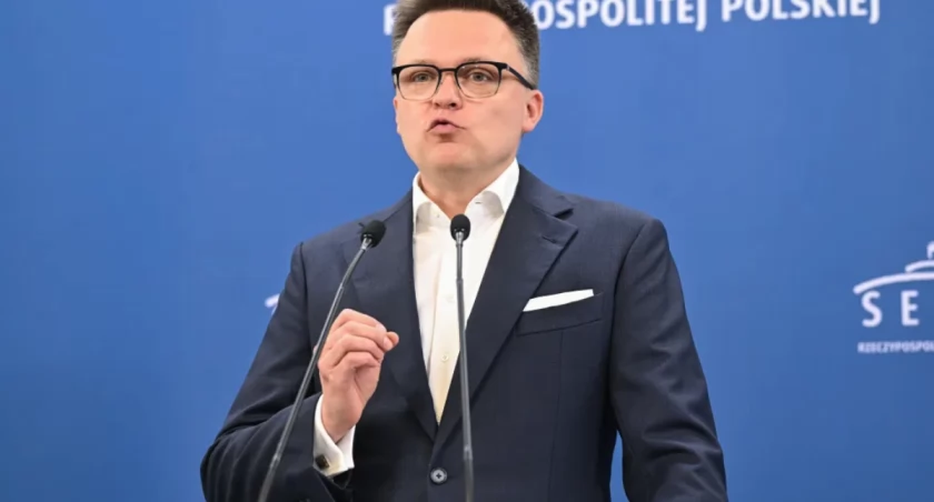 „Mój błąd” – Hołownia o kontrowersyjnym spotkaniu u Bielana