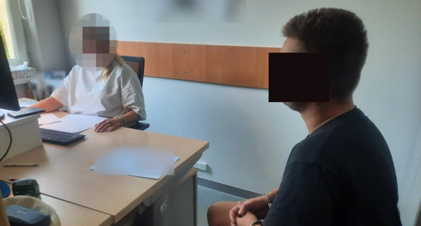 Poszukiwany przez Interpol 23-latek zatrzymany na Woli