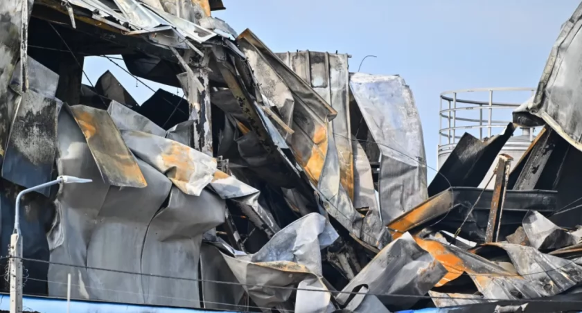 ABW wkracza do akcji po gigantycznym pożarze pod Warszawą