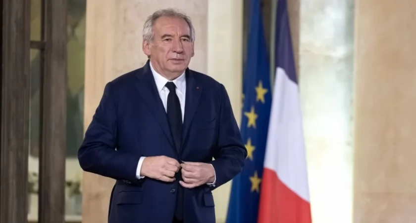 Francuski premier ogłasza plan cięć. Likwidacja świąt ma ratować budżet