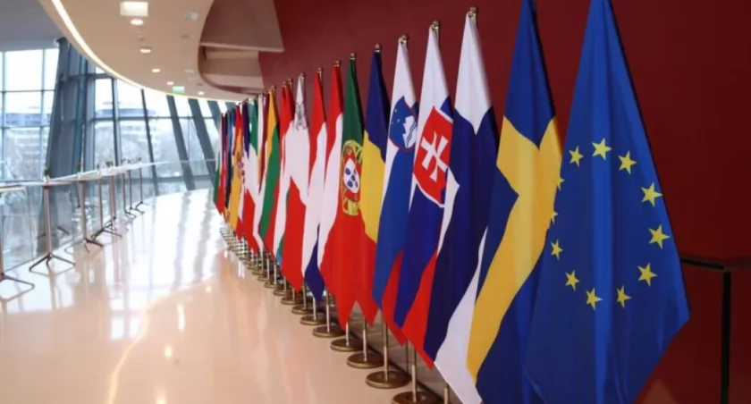 Nowy budżet UE: więcej dla armii, mniej dla narodów